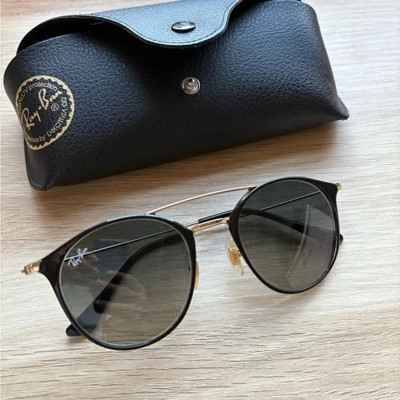 Ray-Ban Black and Gold Women's Sunglasses with Case - Picture 11 of 13